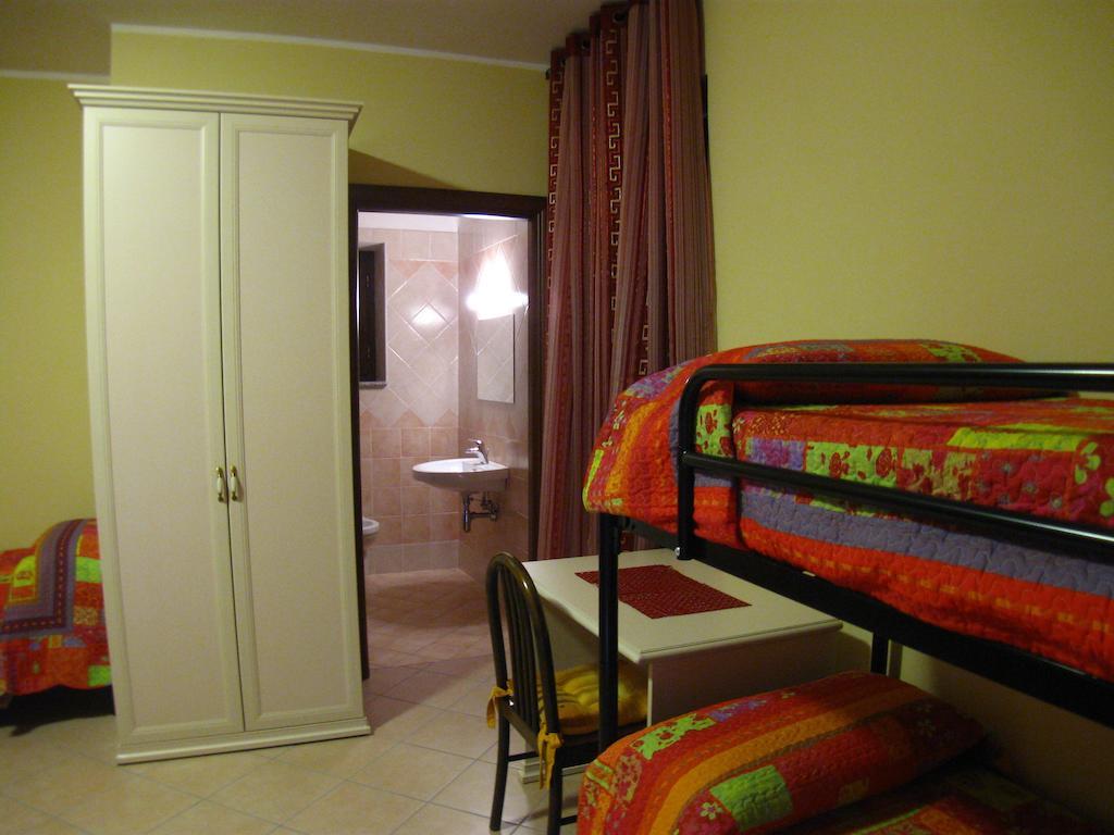 Laino Borgo B&B Il Vecchio Portale מראה חיצוני תמונה