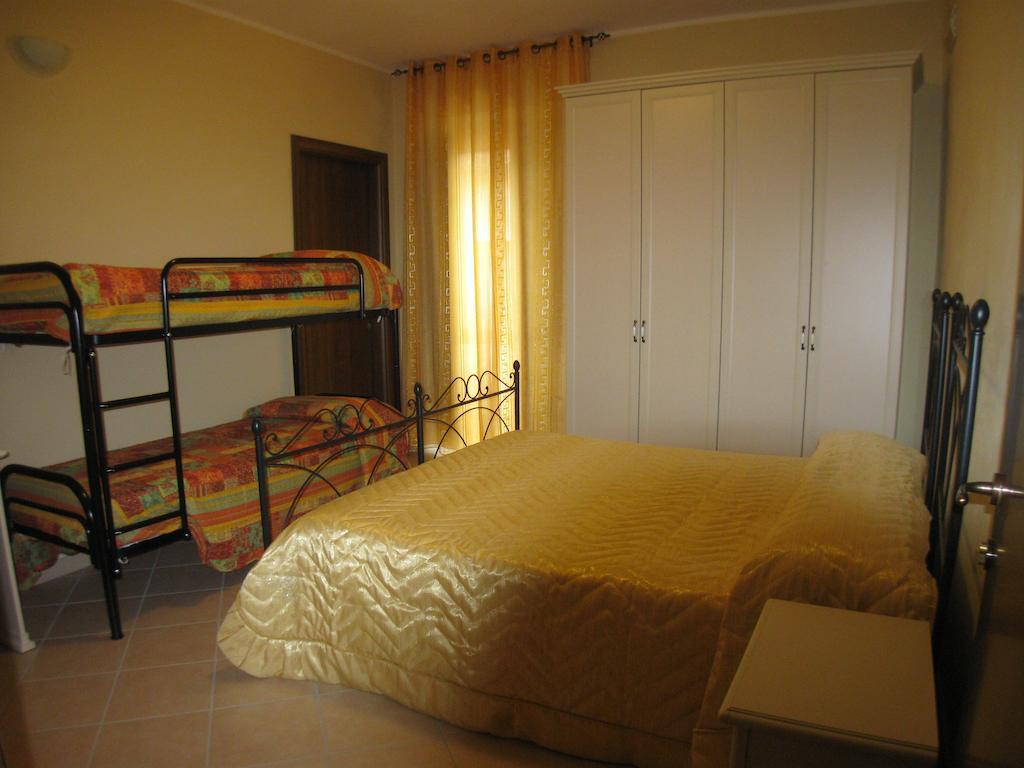 Laino Borgo B&B Il Vecchio Portale חדר תמונה
